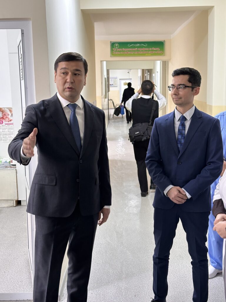 The Honorable Firdavs Sharifzoda with Salom Fund president Temur Samiev at Polyclinic #2
